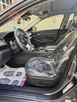 نيسان ألتيما